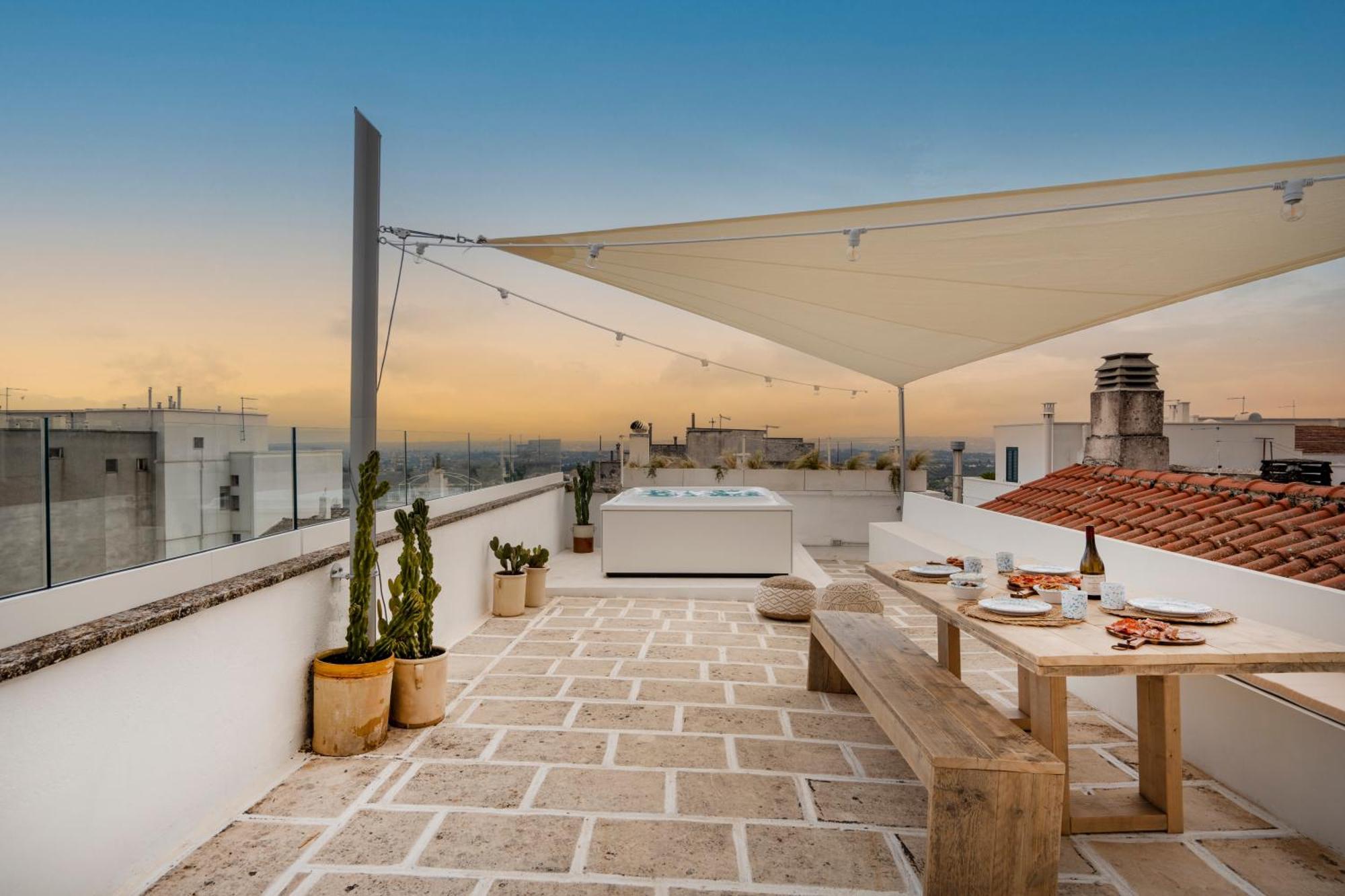 Casa U Burie, Casa Design Con Terrazza Panoramica E Jacuzzi Apartment Cisternino Luaran gambar